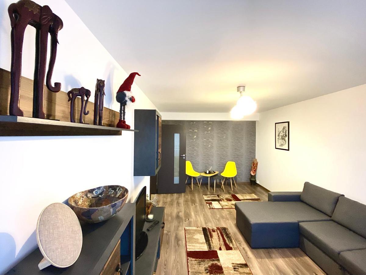 Urban Guesthouse Брашов Экстерьер фото