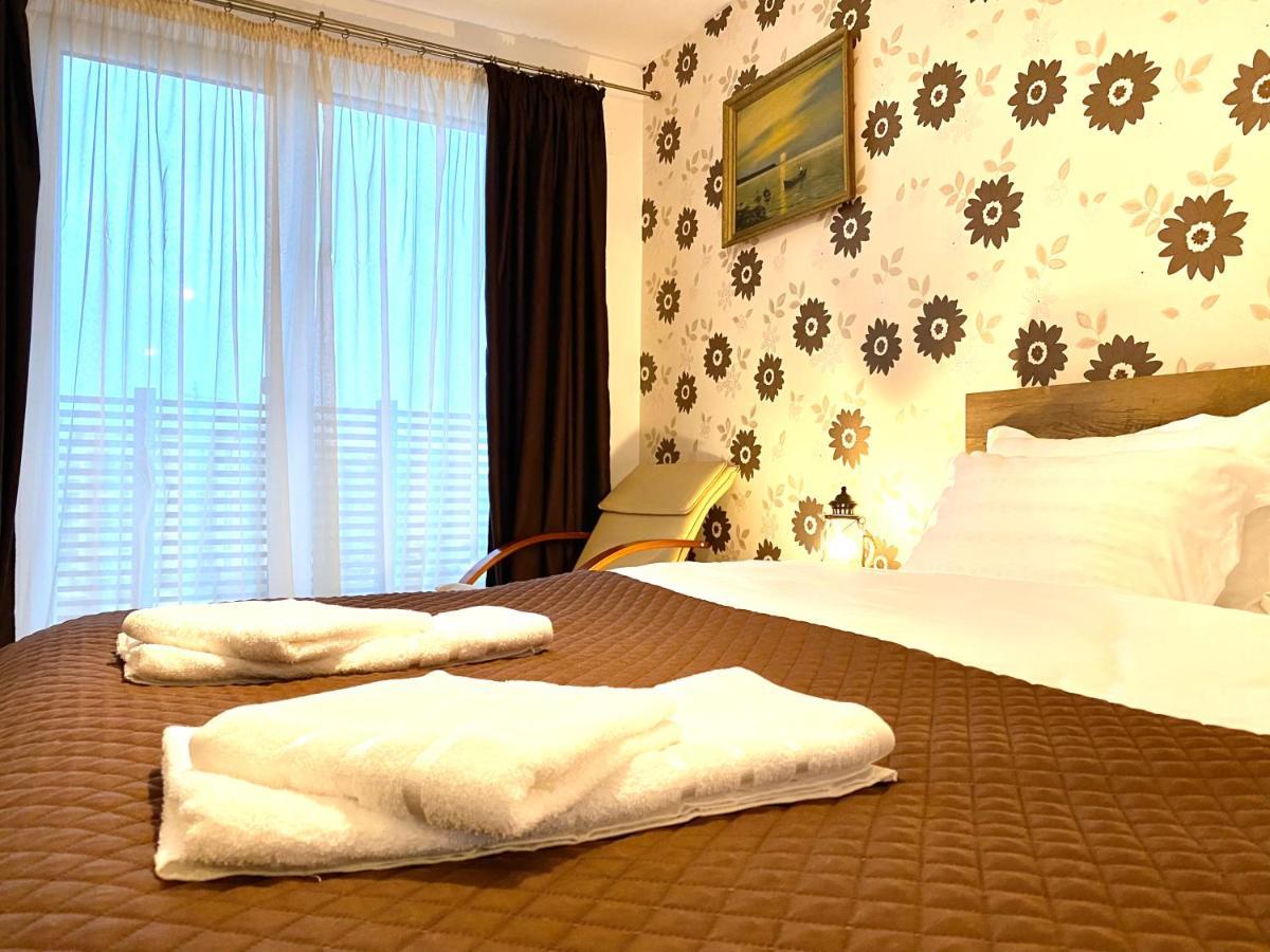 Urban Guesthouse Брашов Экстерьер фото